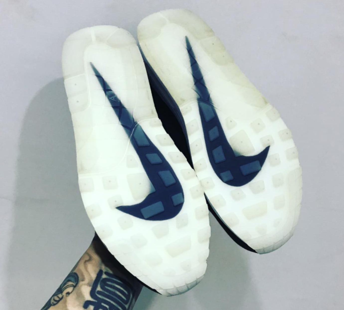 dover street market air max 1