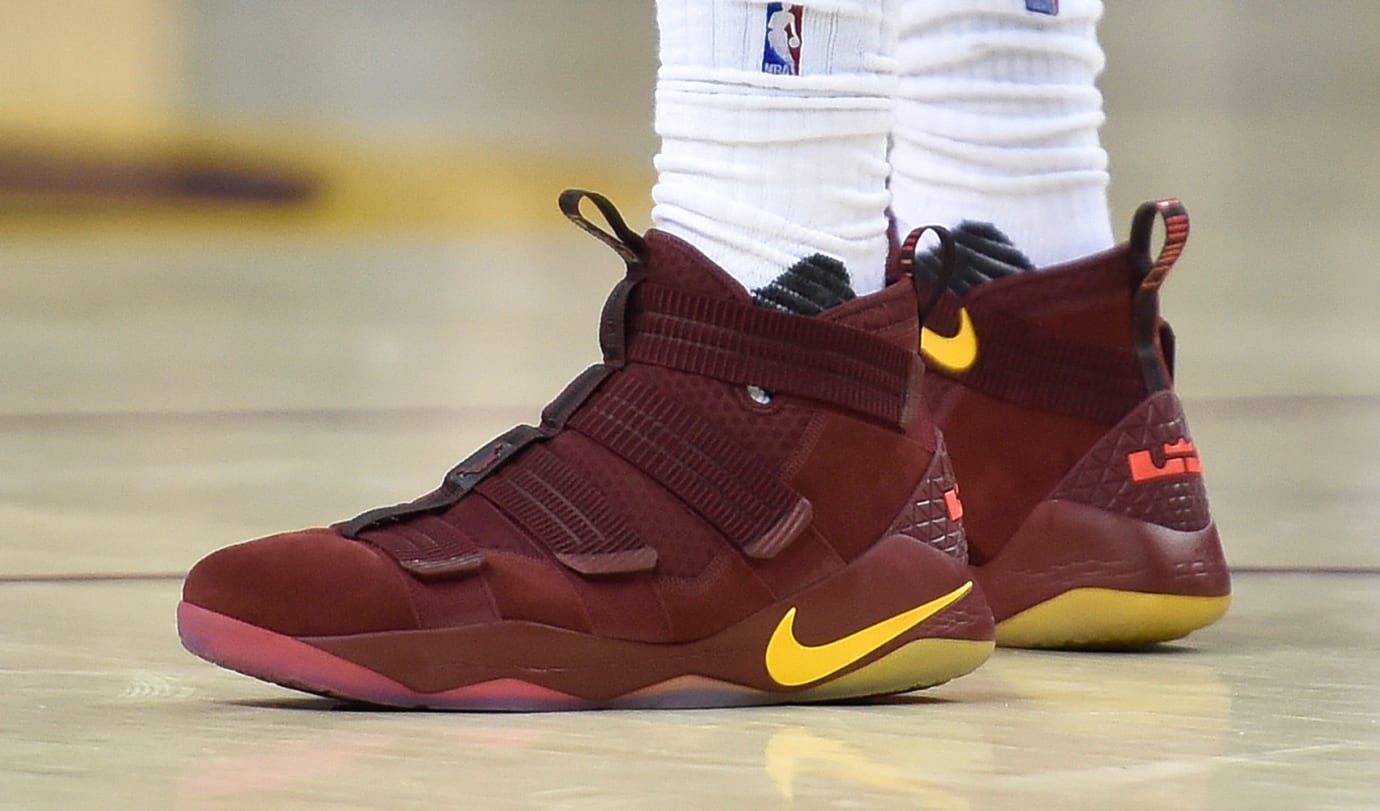 lebron james shoes 2017