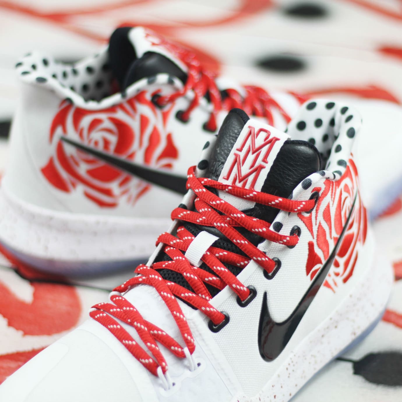 Kyrie 3 rose