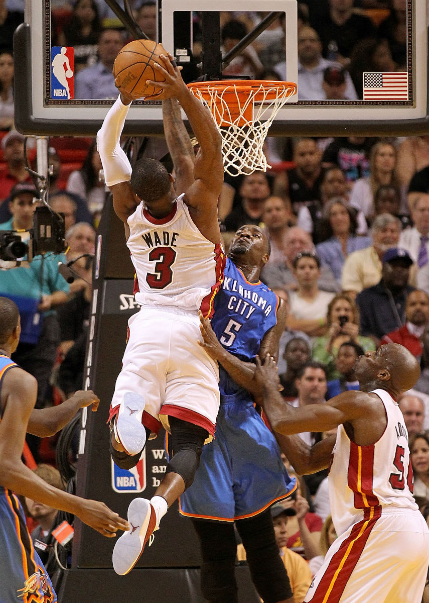 Dwyane Wade Posterizes Kendrick Perkins in the Air Jordan 2011