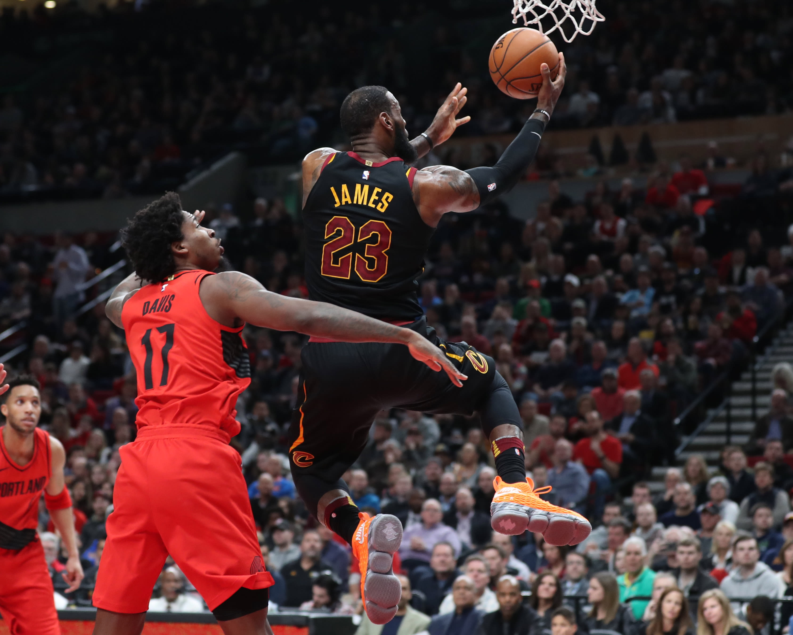 lebron 15 grey orange