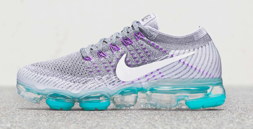 cotton candy vapormax plus