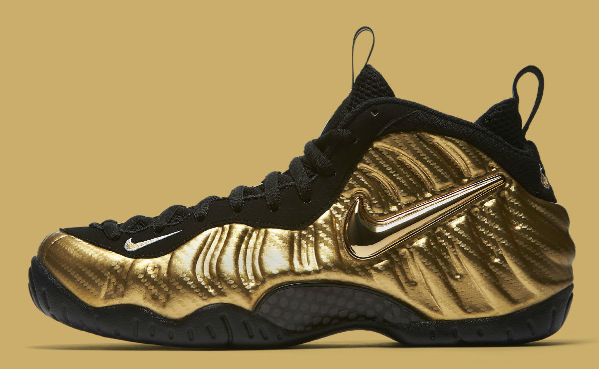 composite nike shoes