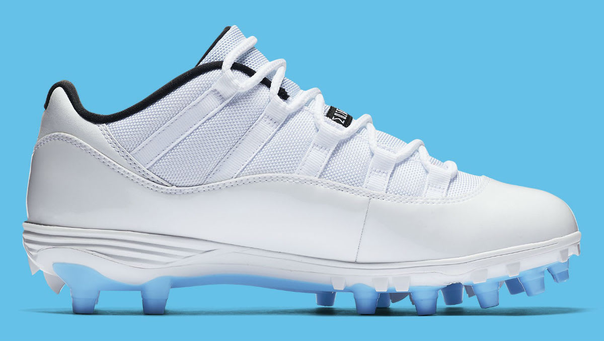 retro 11 low cleats