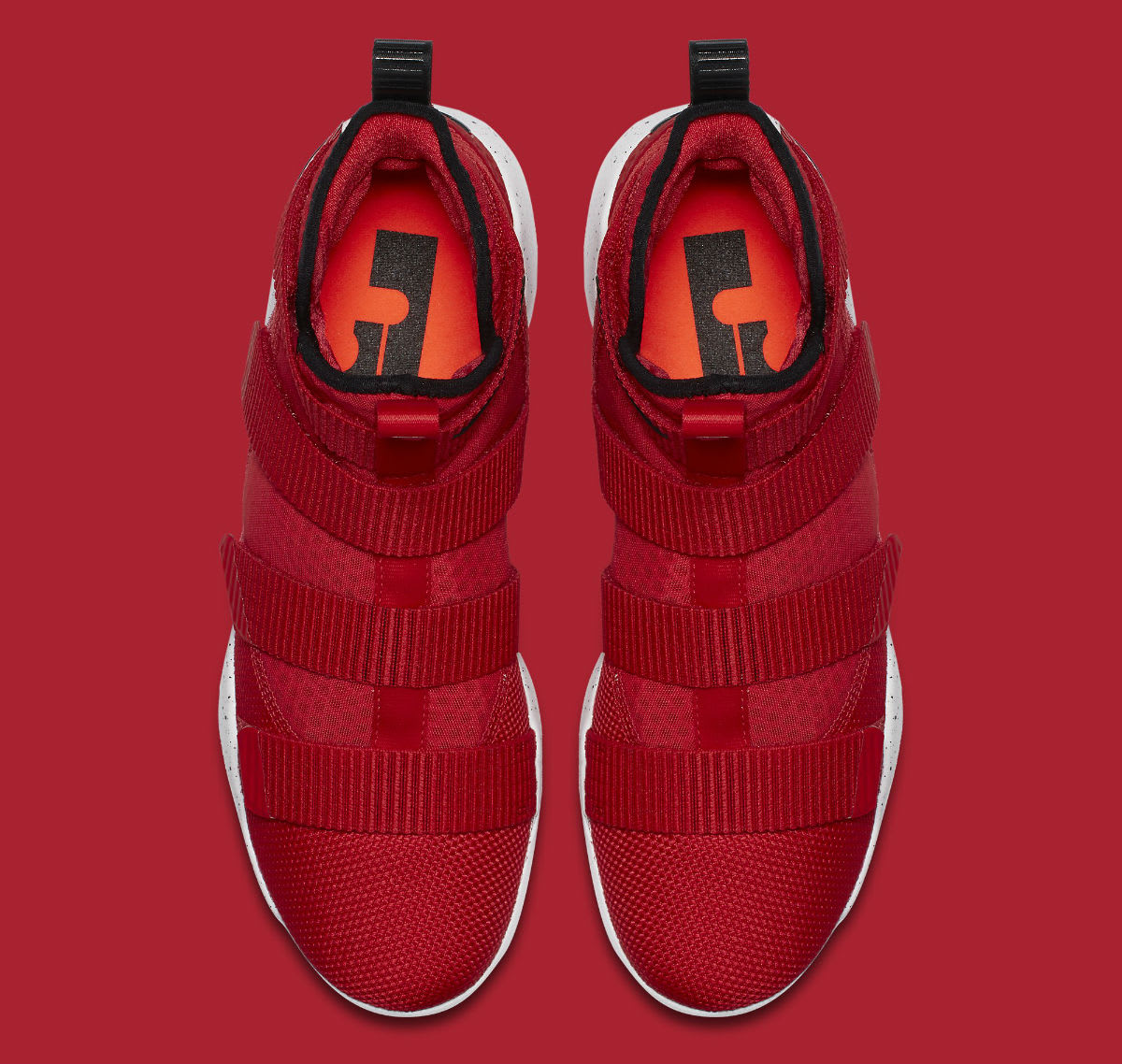 soldier 11 red