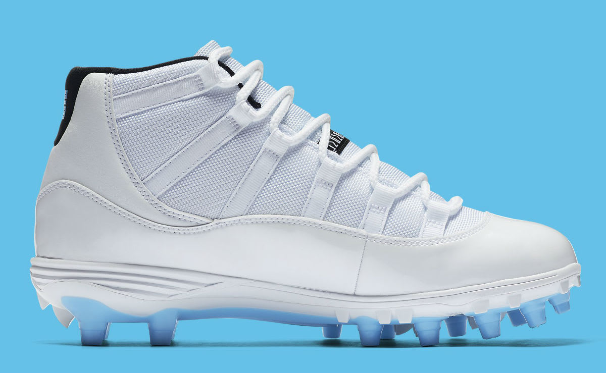 retro 11 cleats