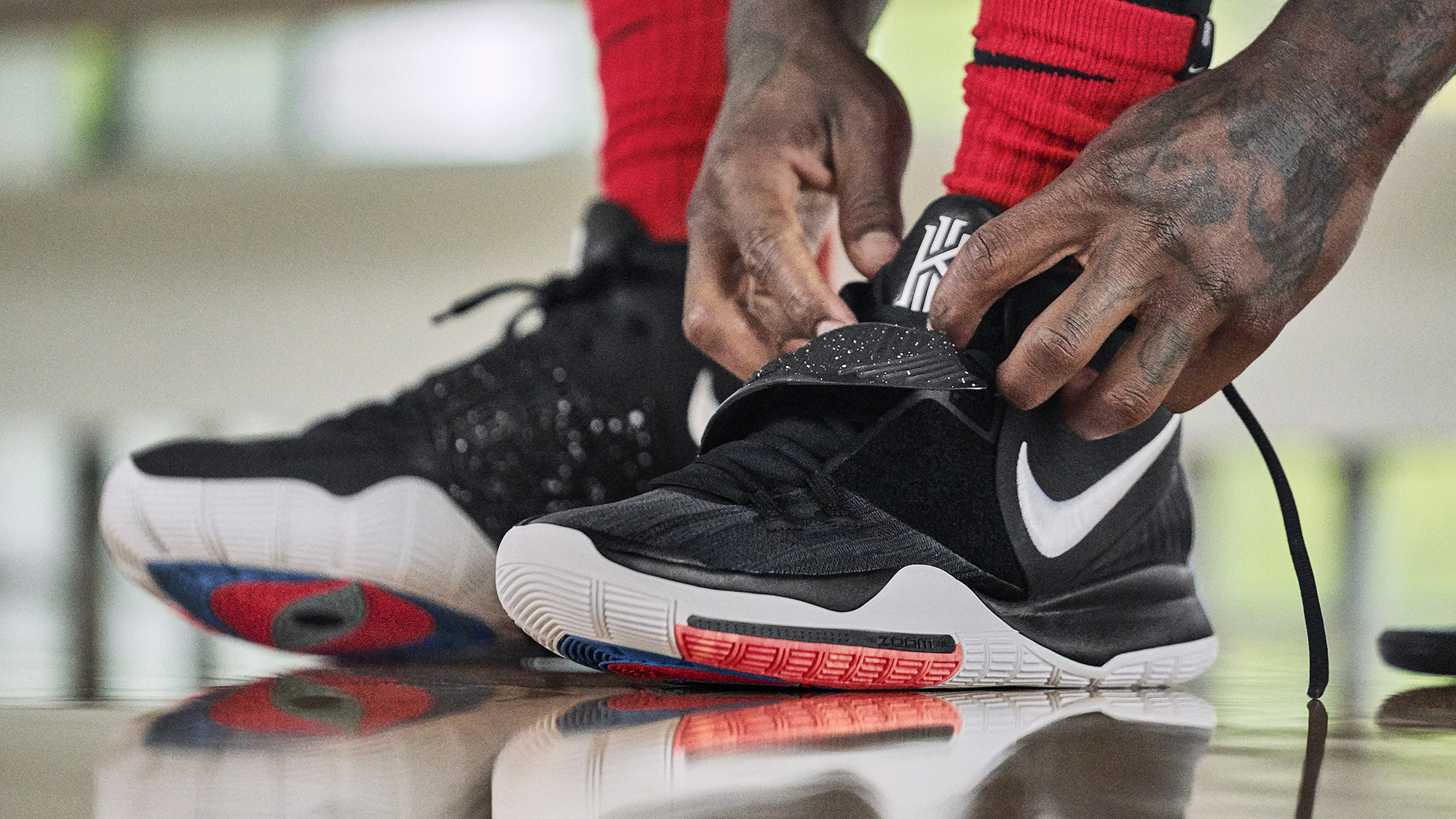 kyrie 5 shoelace length