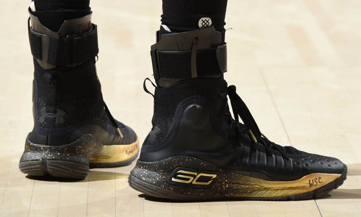 blue and gold stephen curry shoes