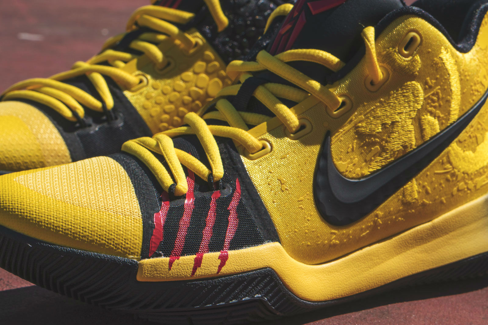 kyrie 3 bruce lee red