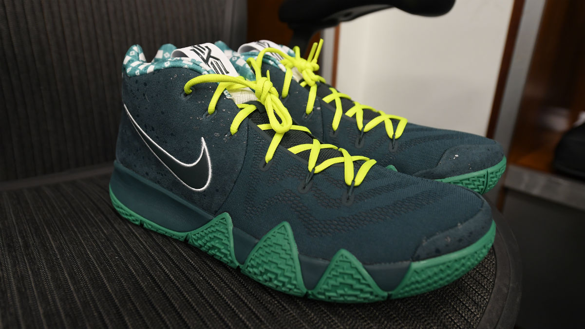 kyrie 4 lobster green