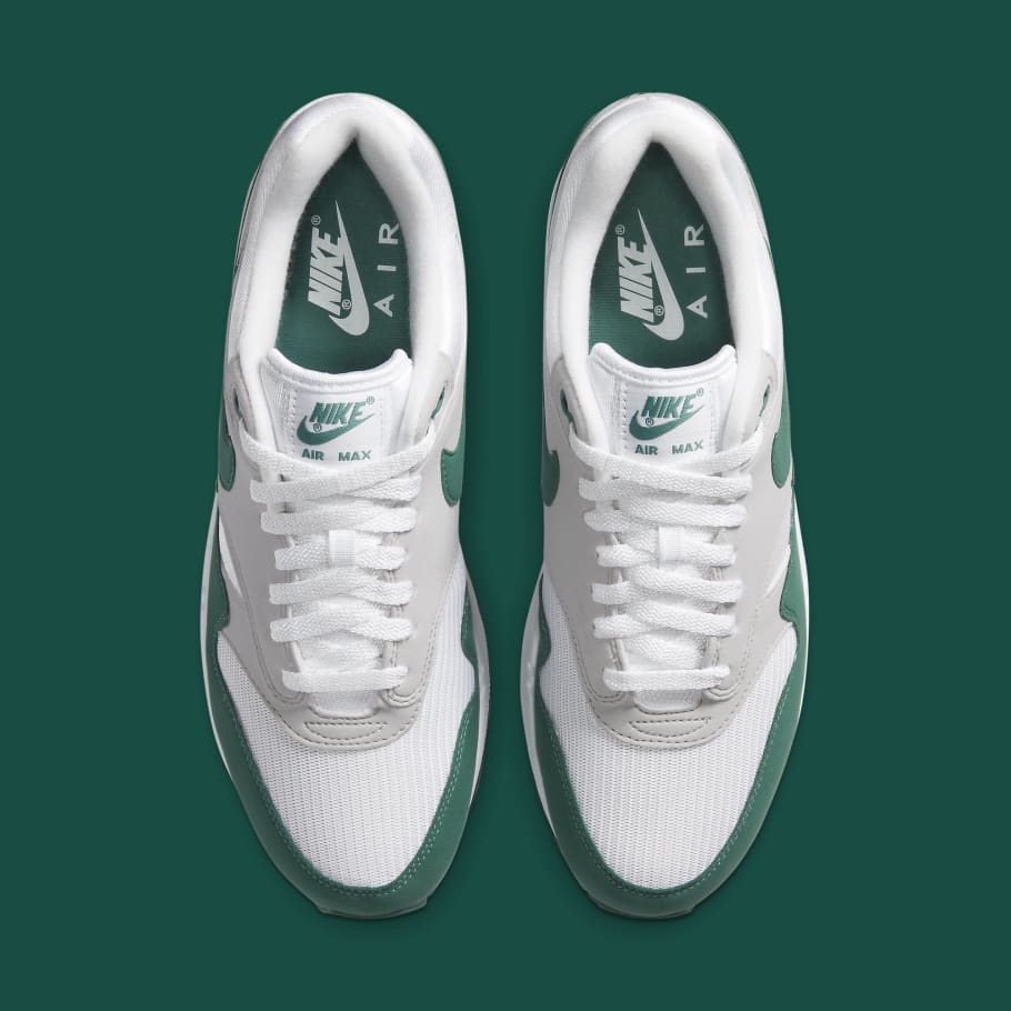 nike airmax 1 evergreen