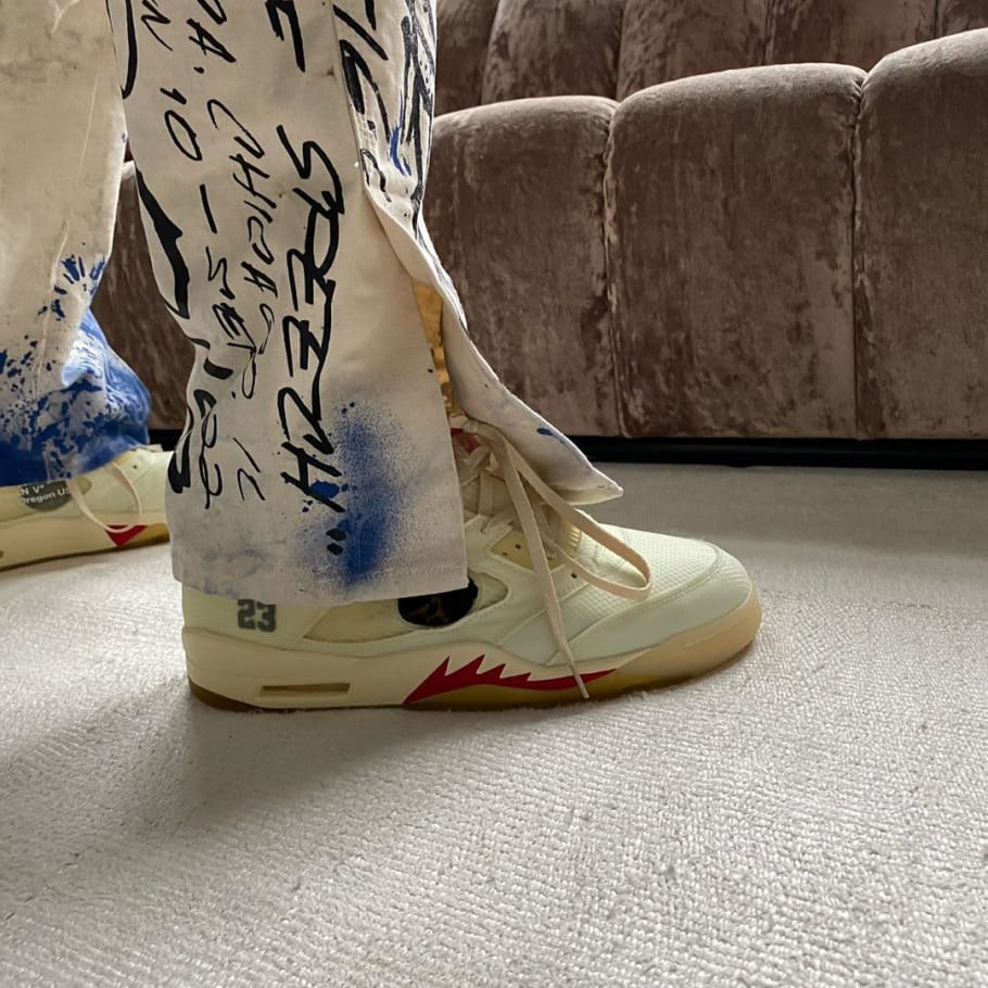 off white jordan on feet