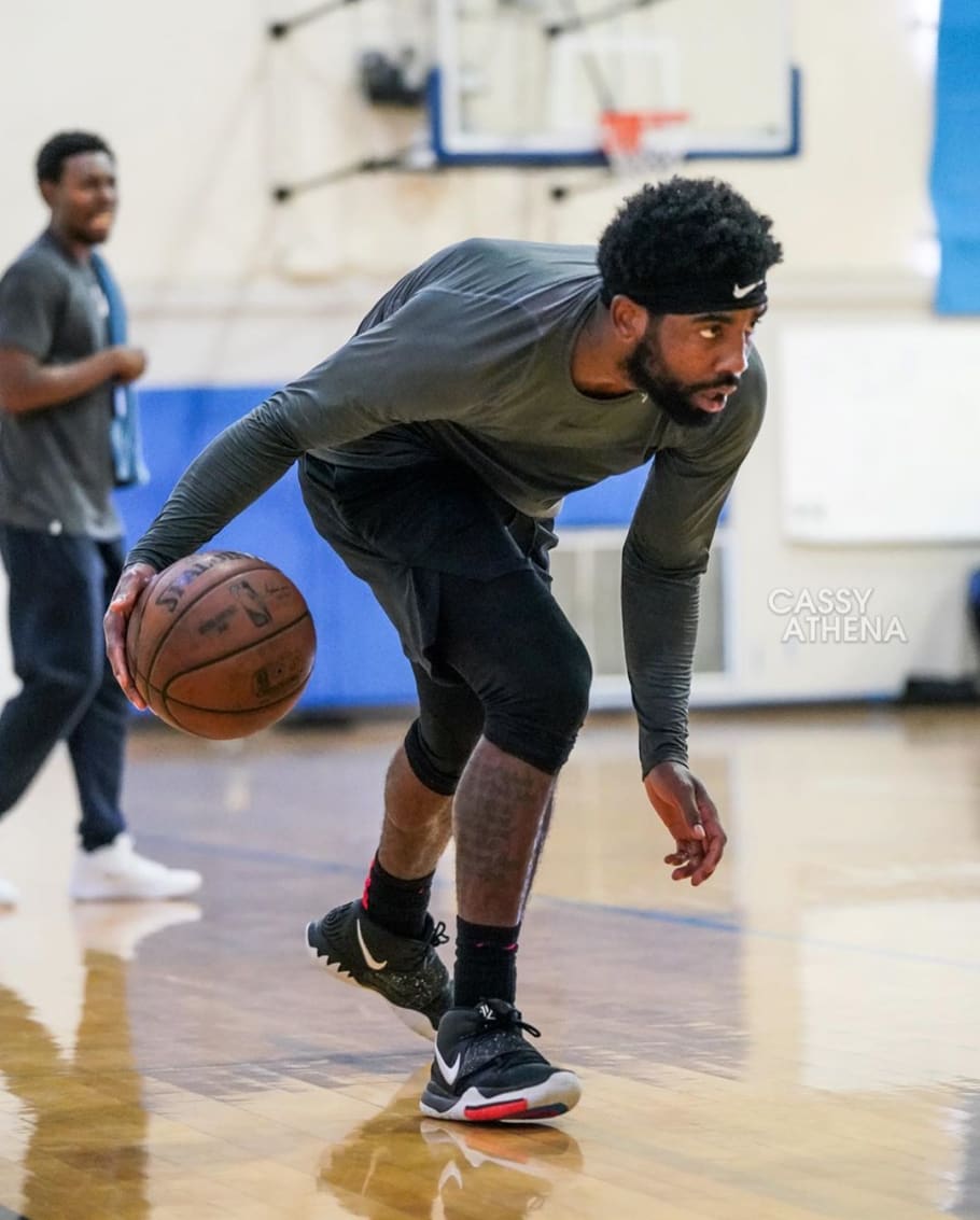 kyrie wearing kyrie 6