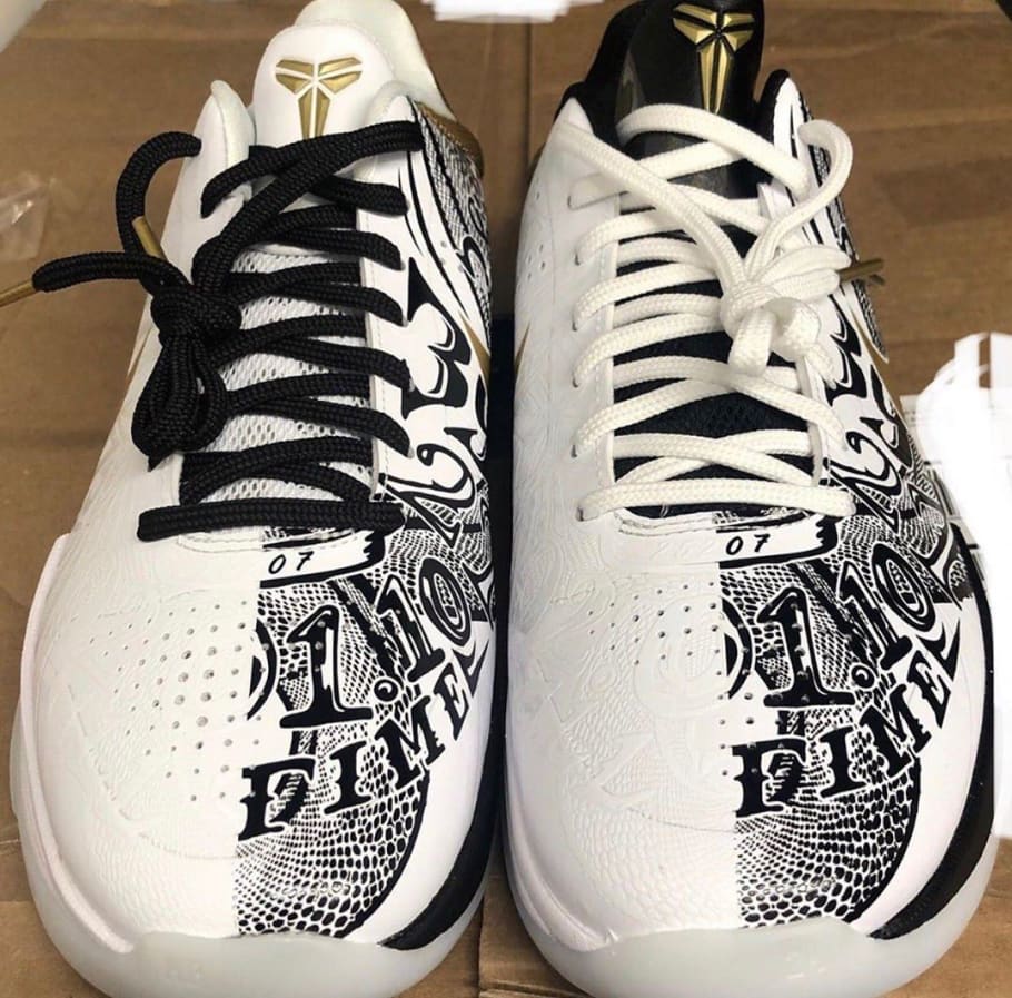 Kobe protro parade Clearance