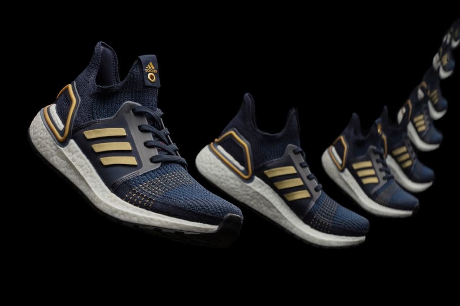 ultra boost 19 navy gold