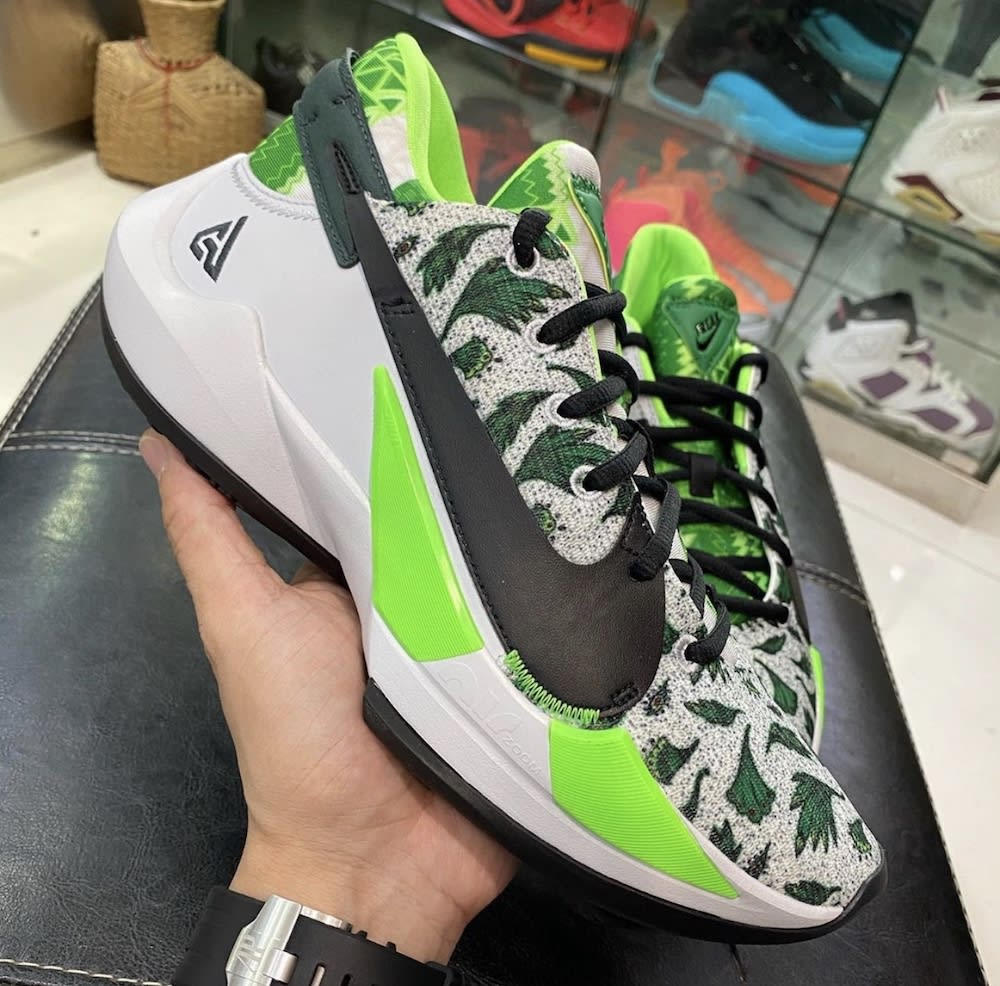 zoom freak 2