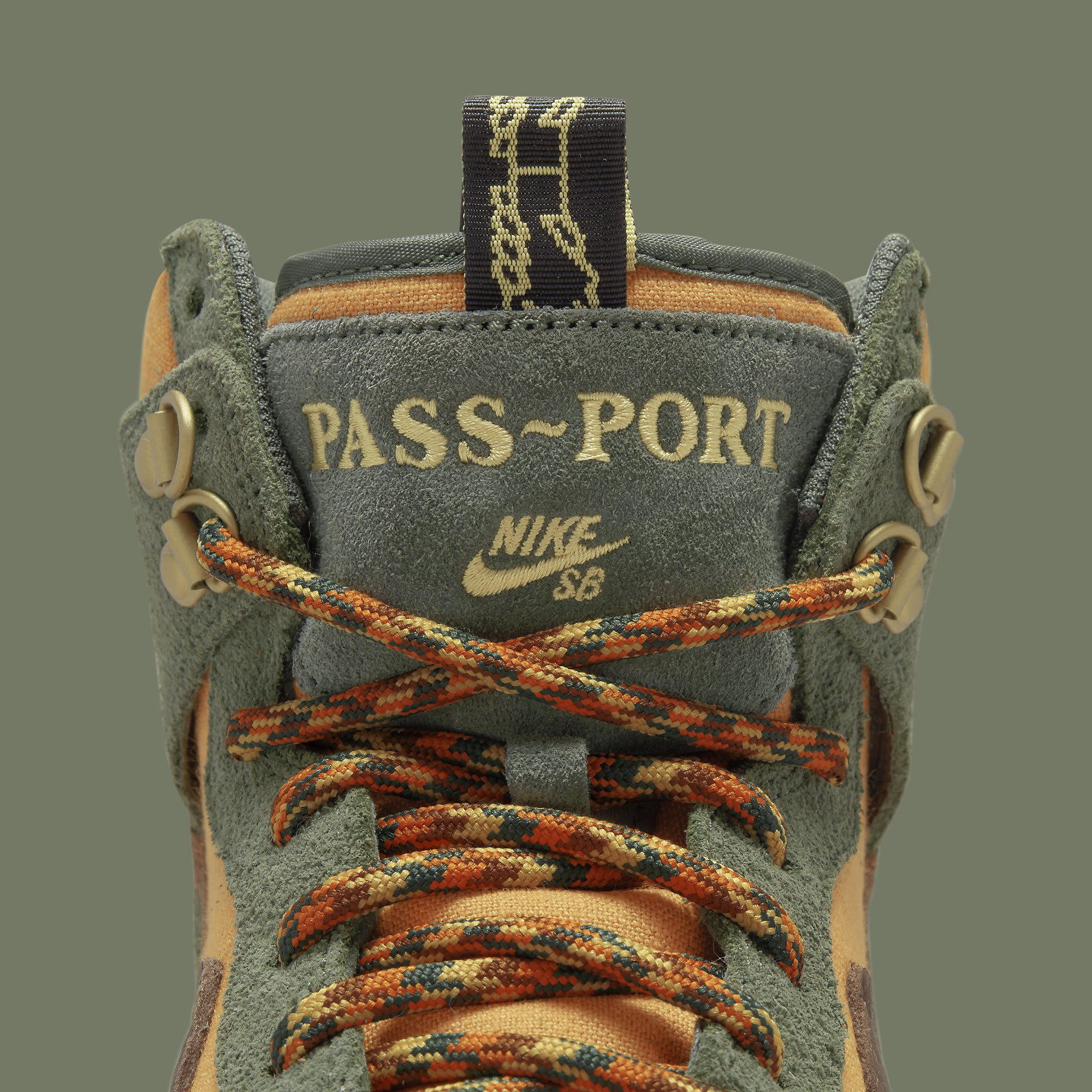 Pass~Port x Nike SB Dunk High Collab Release Date DO6119-300