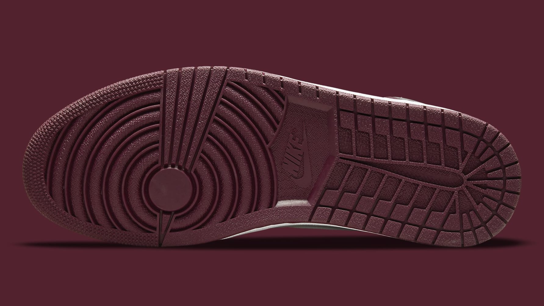 Air Jordan 1 I Bordeaux Release Date 555088-611 Sole
