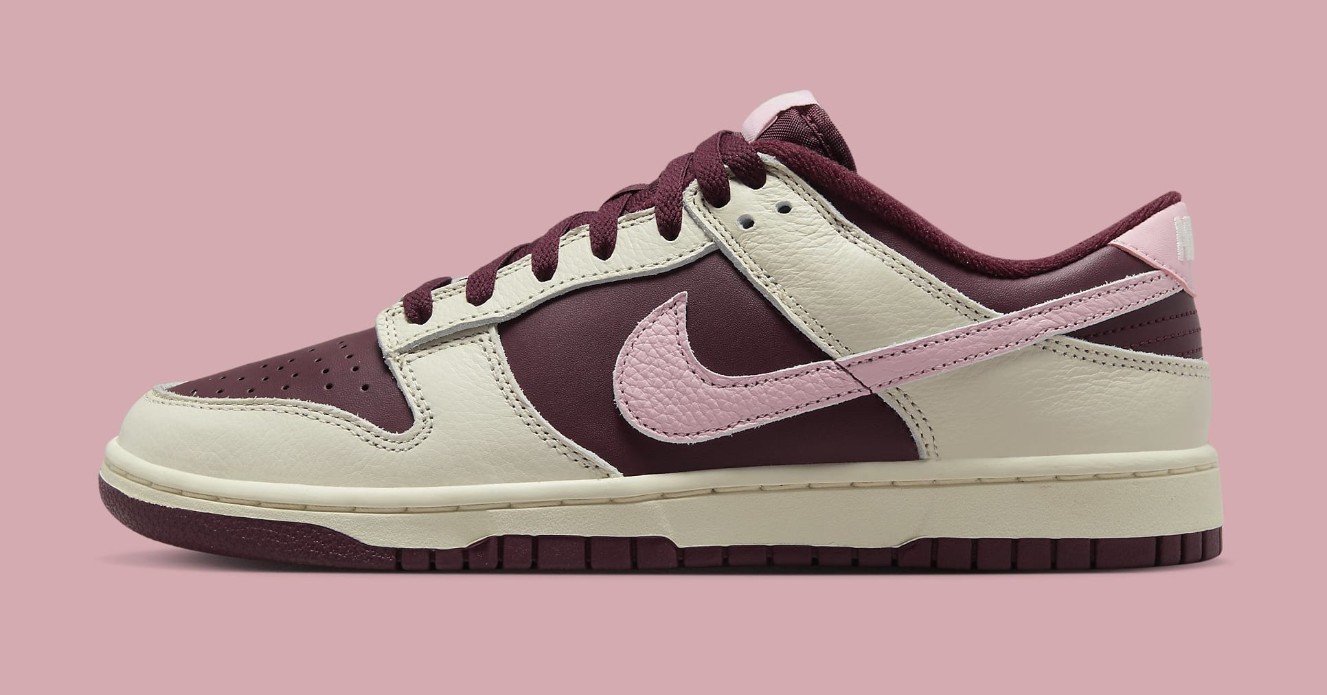 Nike Dunk Low 'Valentine's Day' 2023 DR9705 100 Lateral