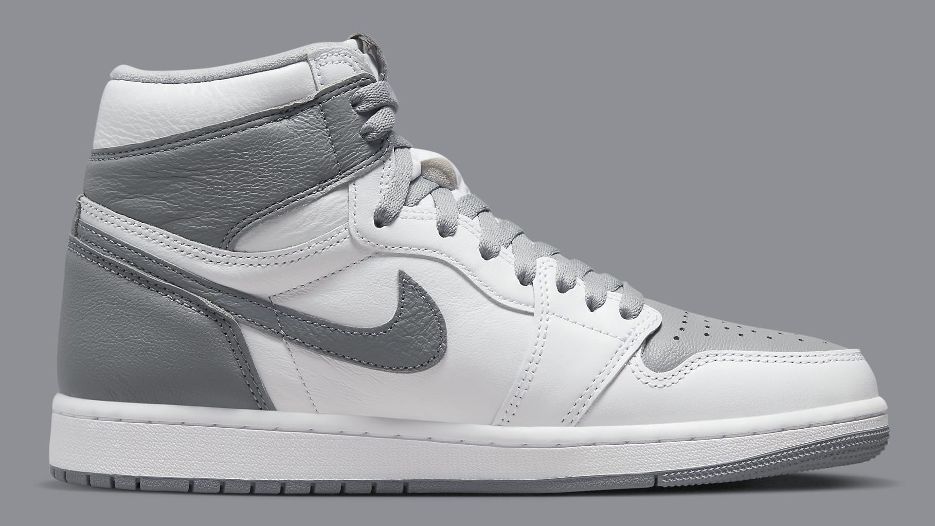 Air Jordan 1 Stealth Release Date 555088 037 Medial