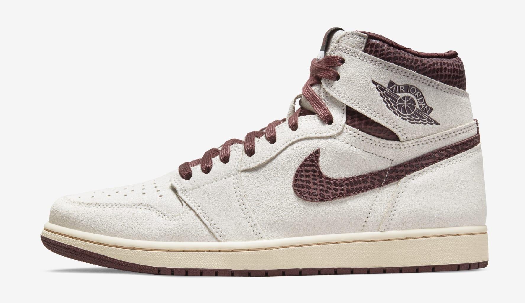 A Ma Maniere x Air Jordan 1 High DO7097 100 Lateraal