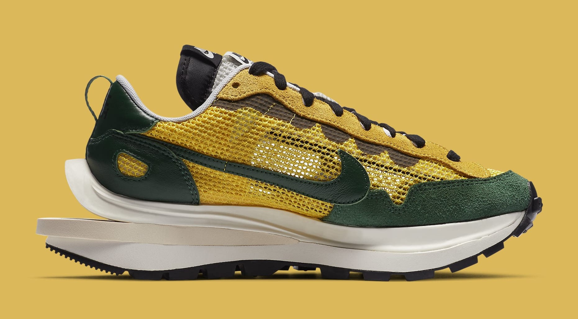 Sacai x Nike VaporWaffle 'Tour Yellow' CV1363-700 Medial
