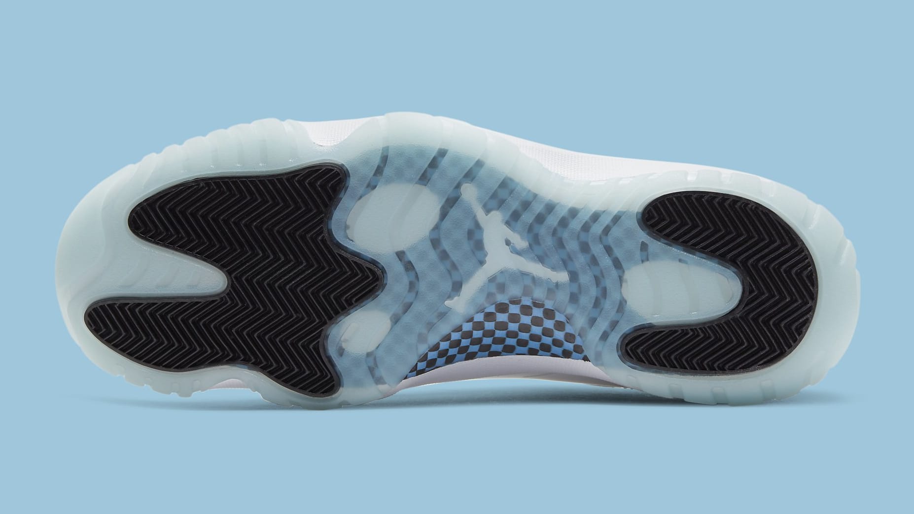 Air Jordan 11 XI Low Legend Blue Release Date AV2187-117 Sole