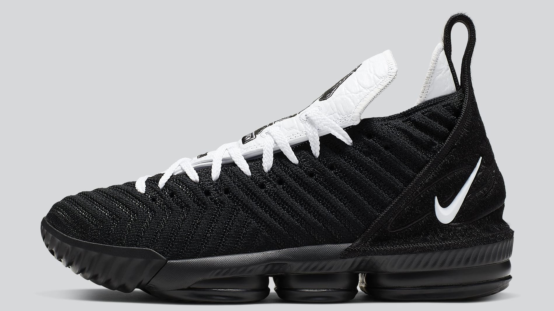 lebron james horseman shoes