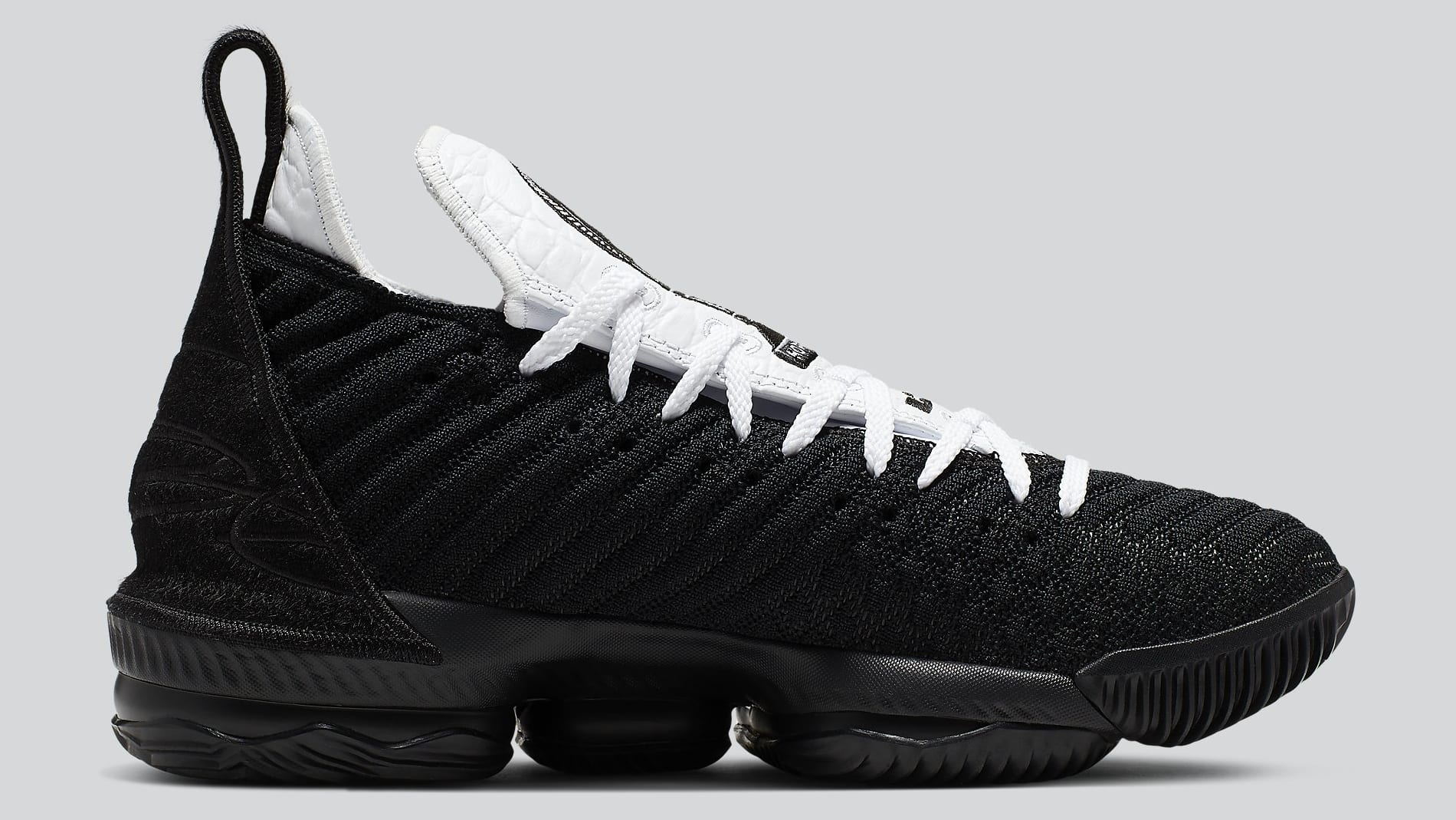 lebron james horseman shoes