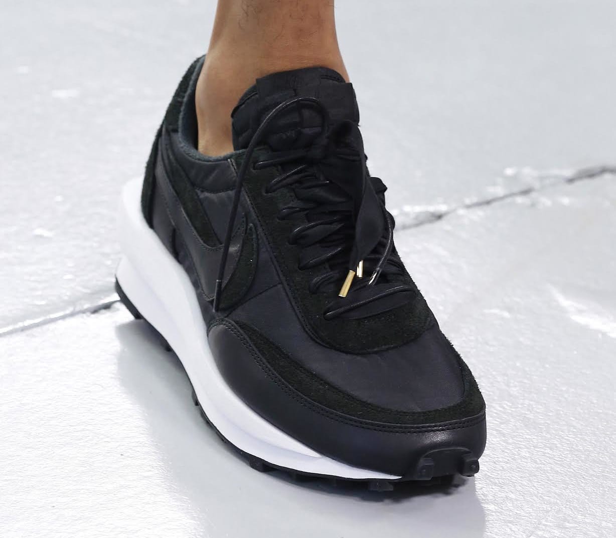 sacai x nike ldv waffle triple black