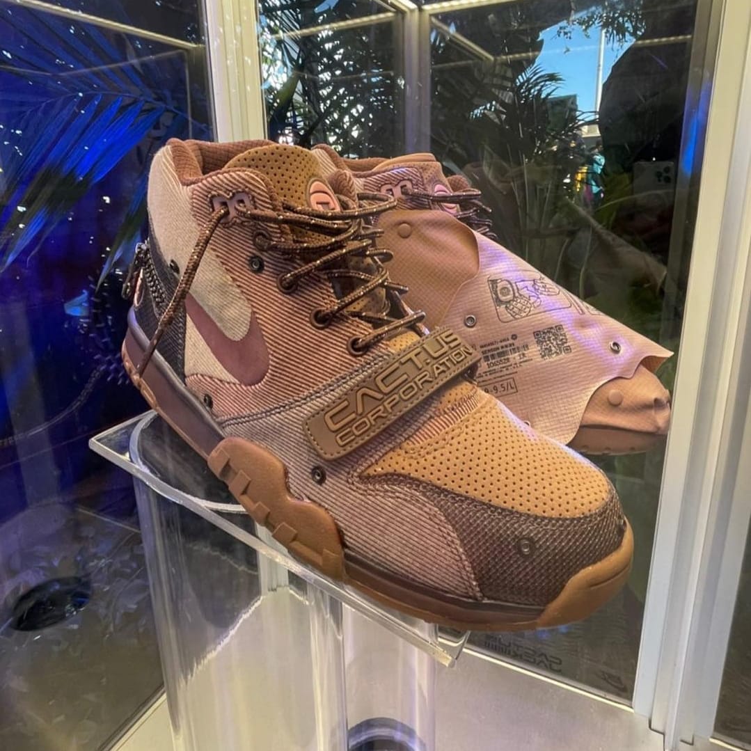 travis scott x nike air trainer 1 coriander