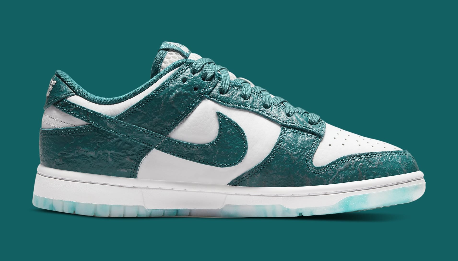dunk low ocean restock