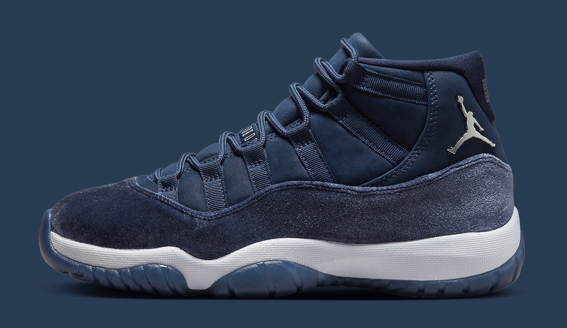 Air Jordan 11 Women's 'Midnight Navy 