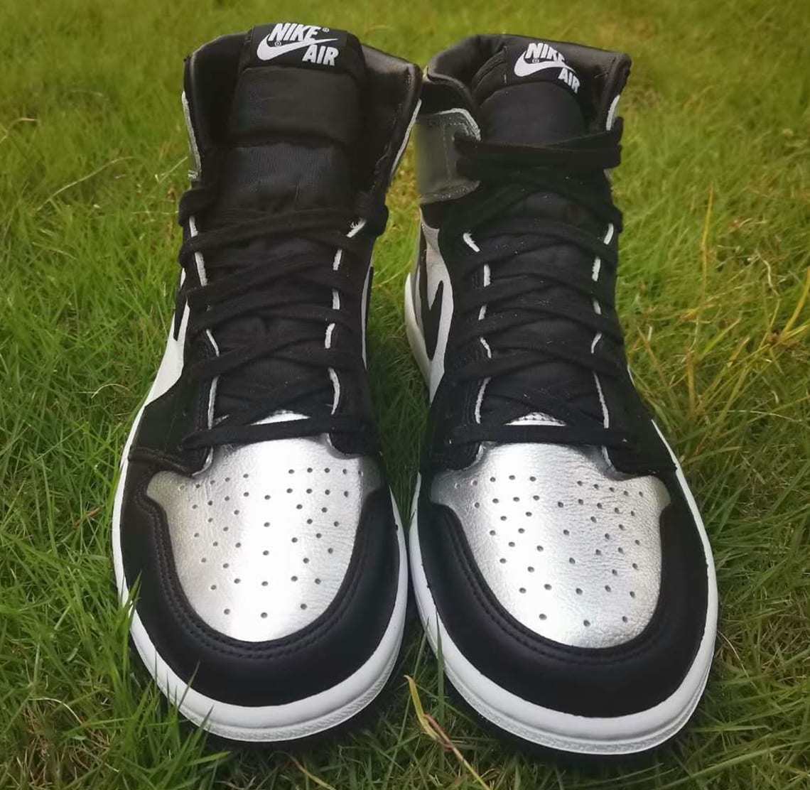 silver toe women's jordan 1