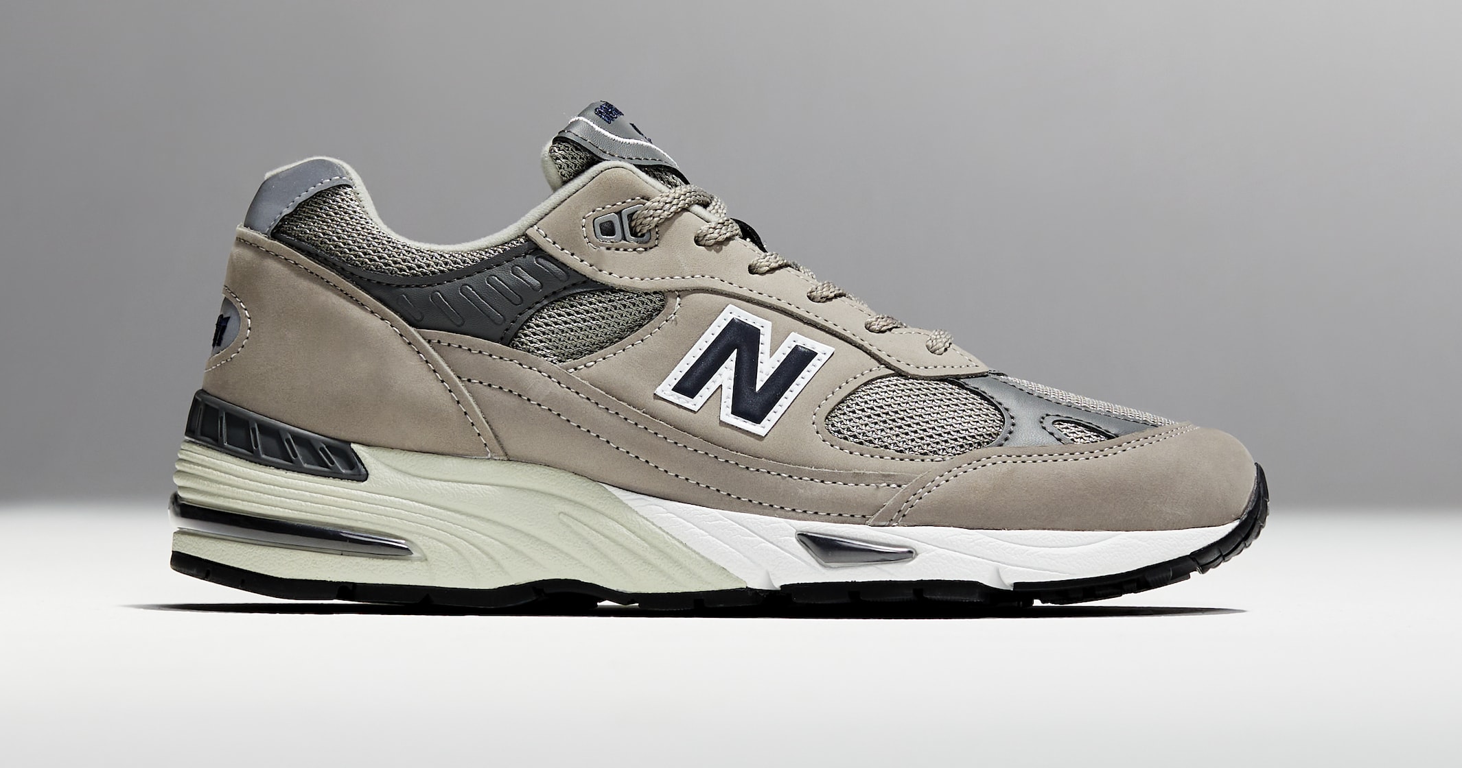 new balance 991 last