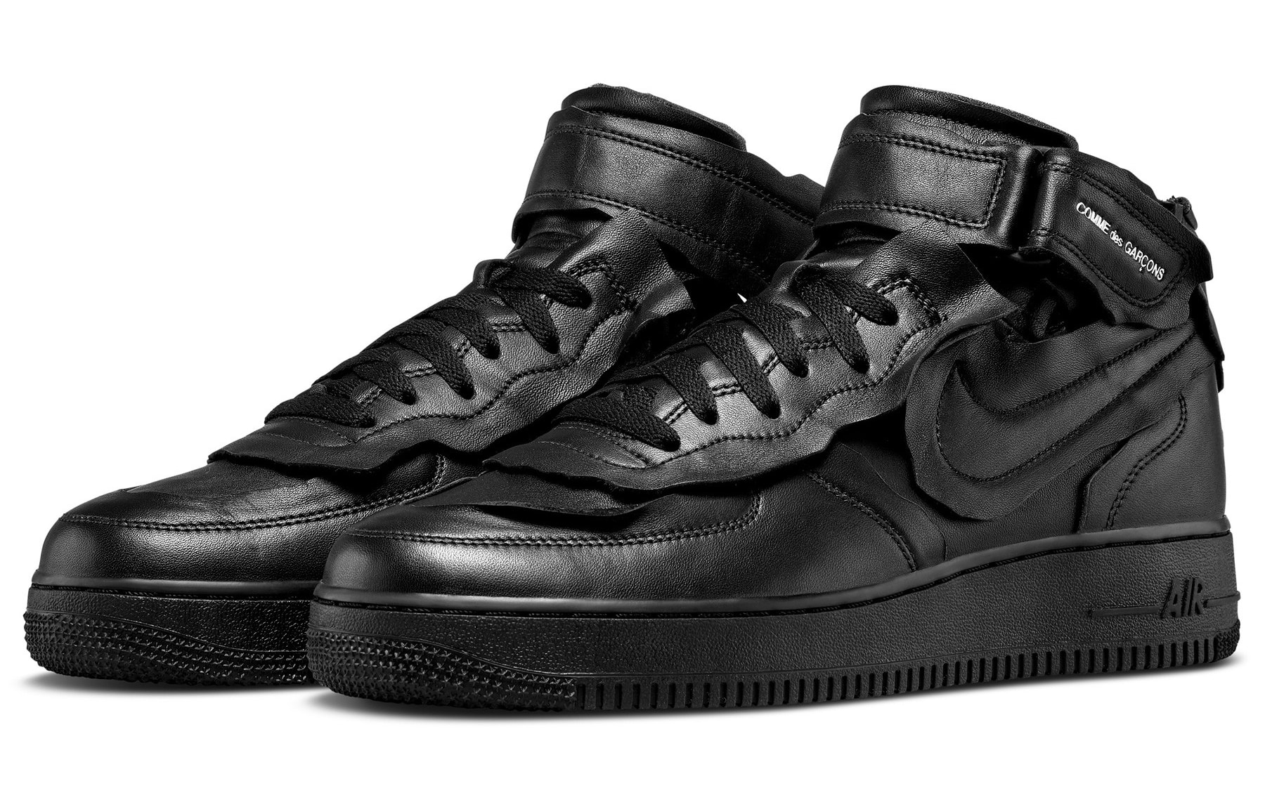 nike x comme des garcons play