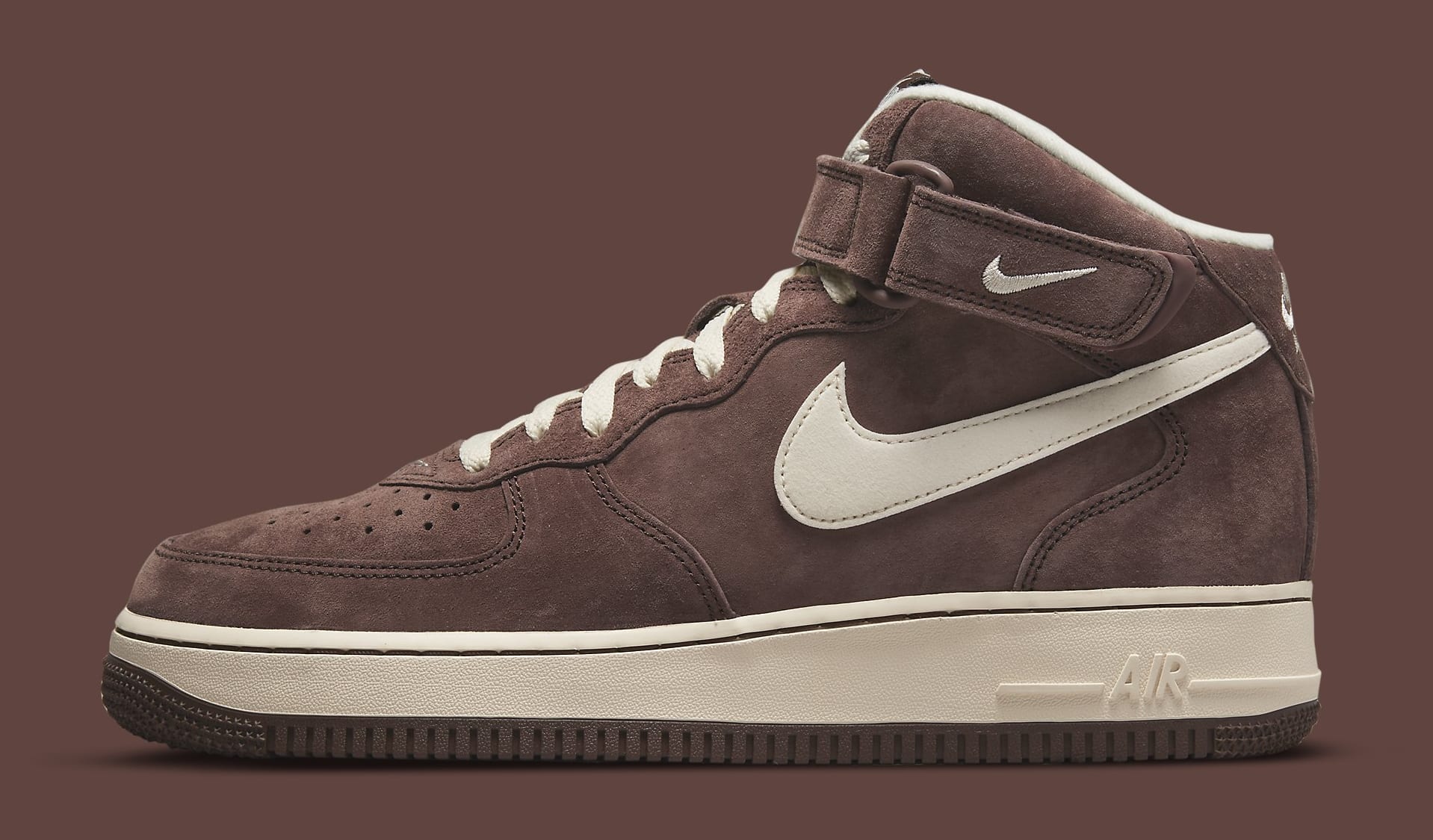 Nike Air Force 1 Mid 'Chocolate' DM0107 200 Lateral