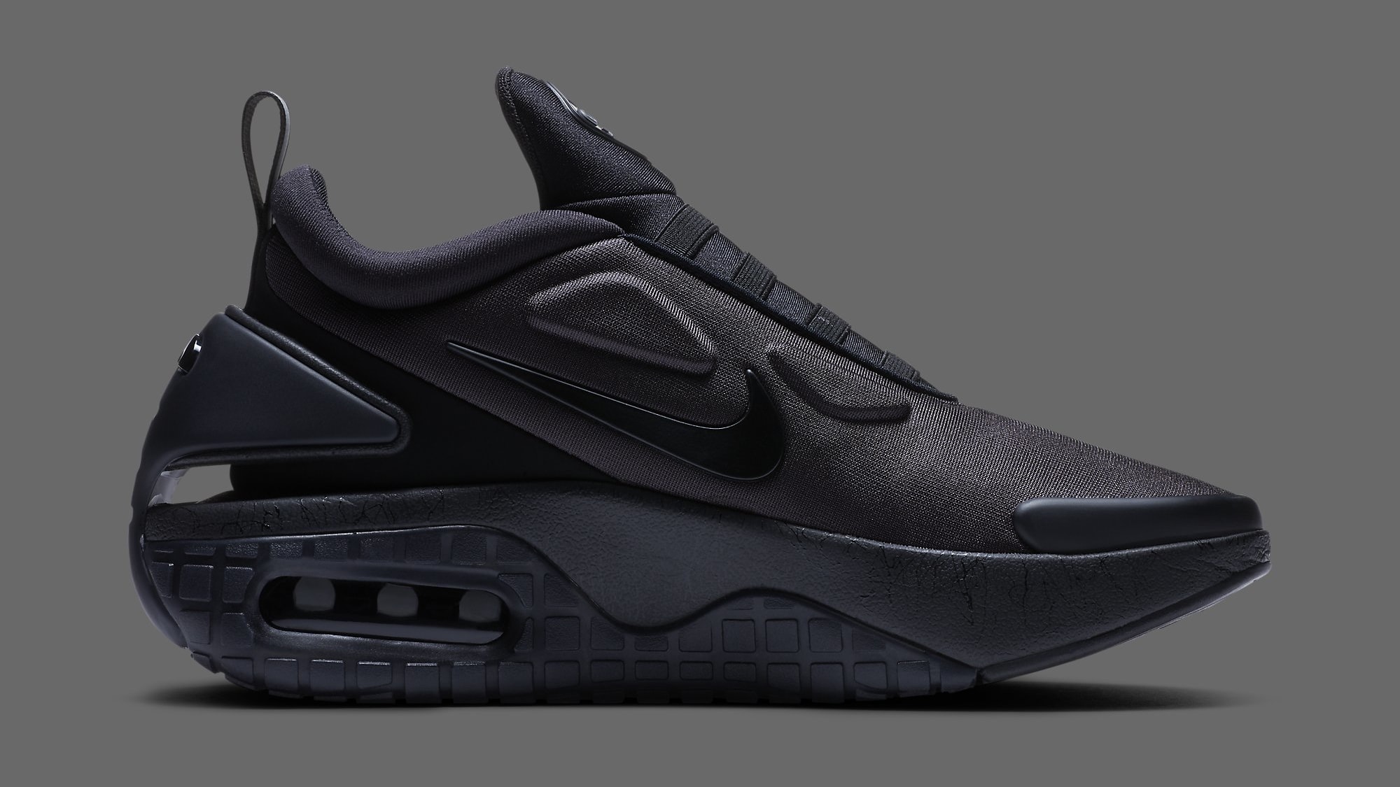 nike auto adapt max triple black