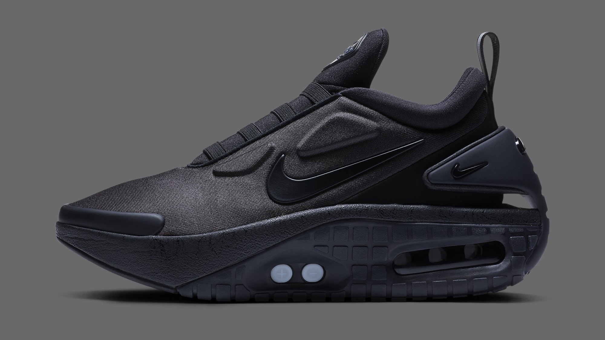 nike auto adapt max triple black