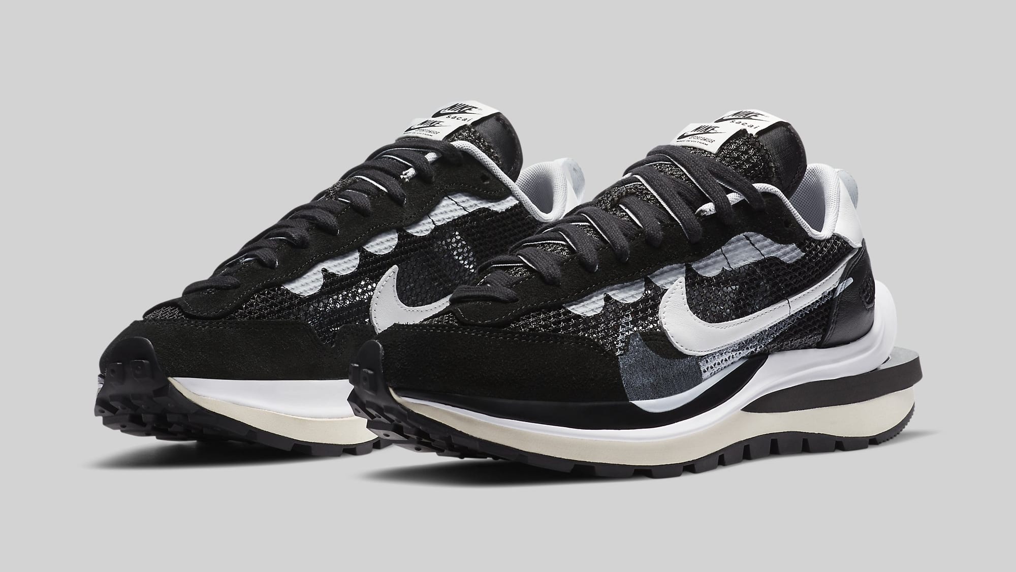 Sacai x Nike VaporWaffle 'Black' CV1363-001 Pair