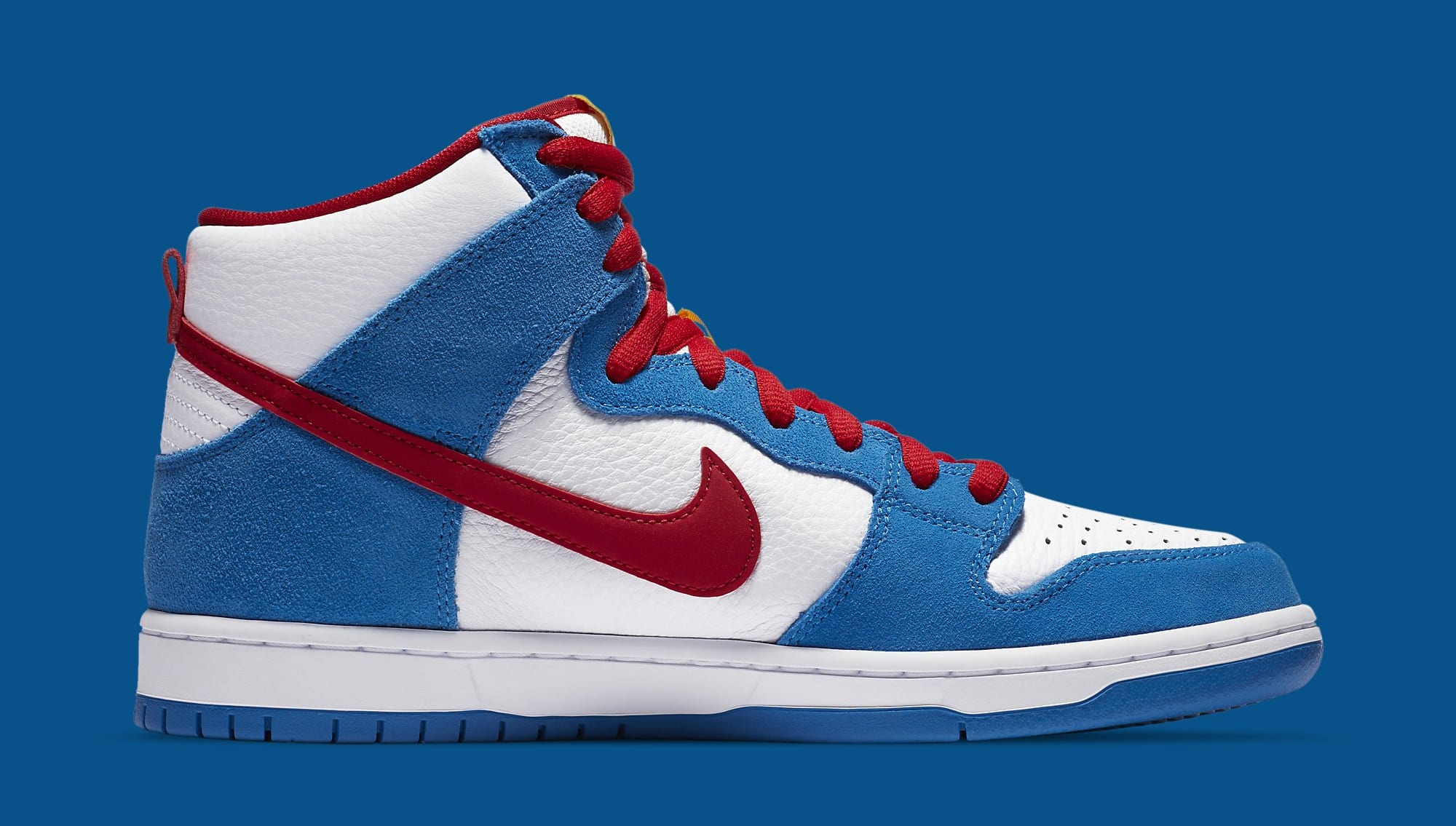 nike sb dunk doraemon