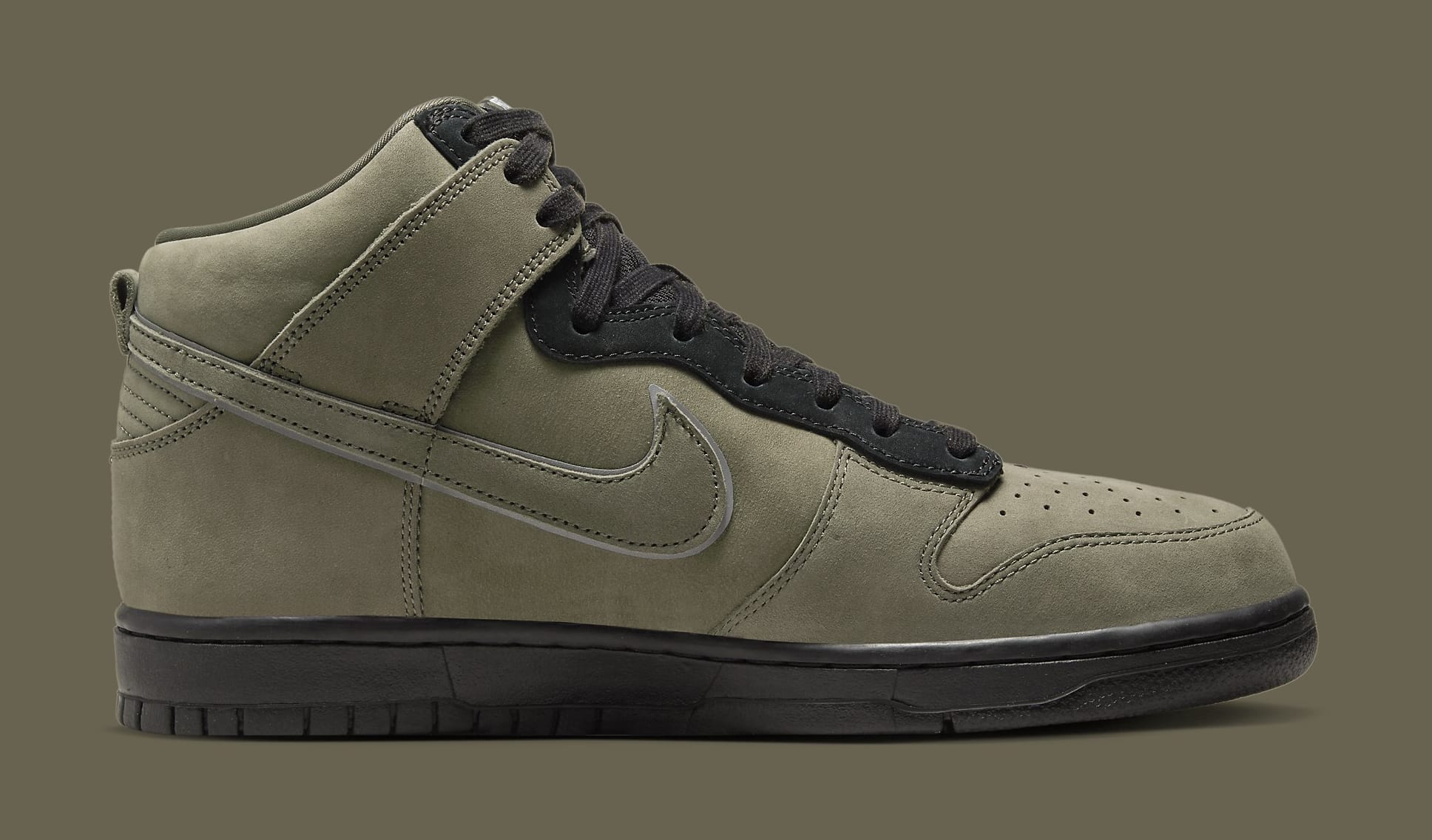 SoulGoods x Nike SB Dunk High DR1415 200 Medial