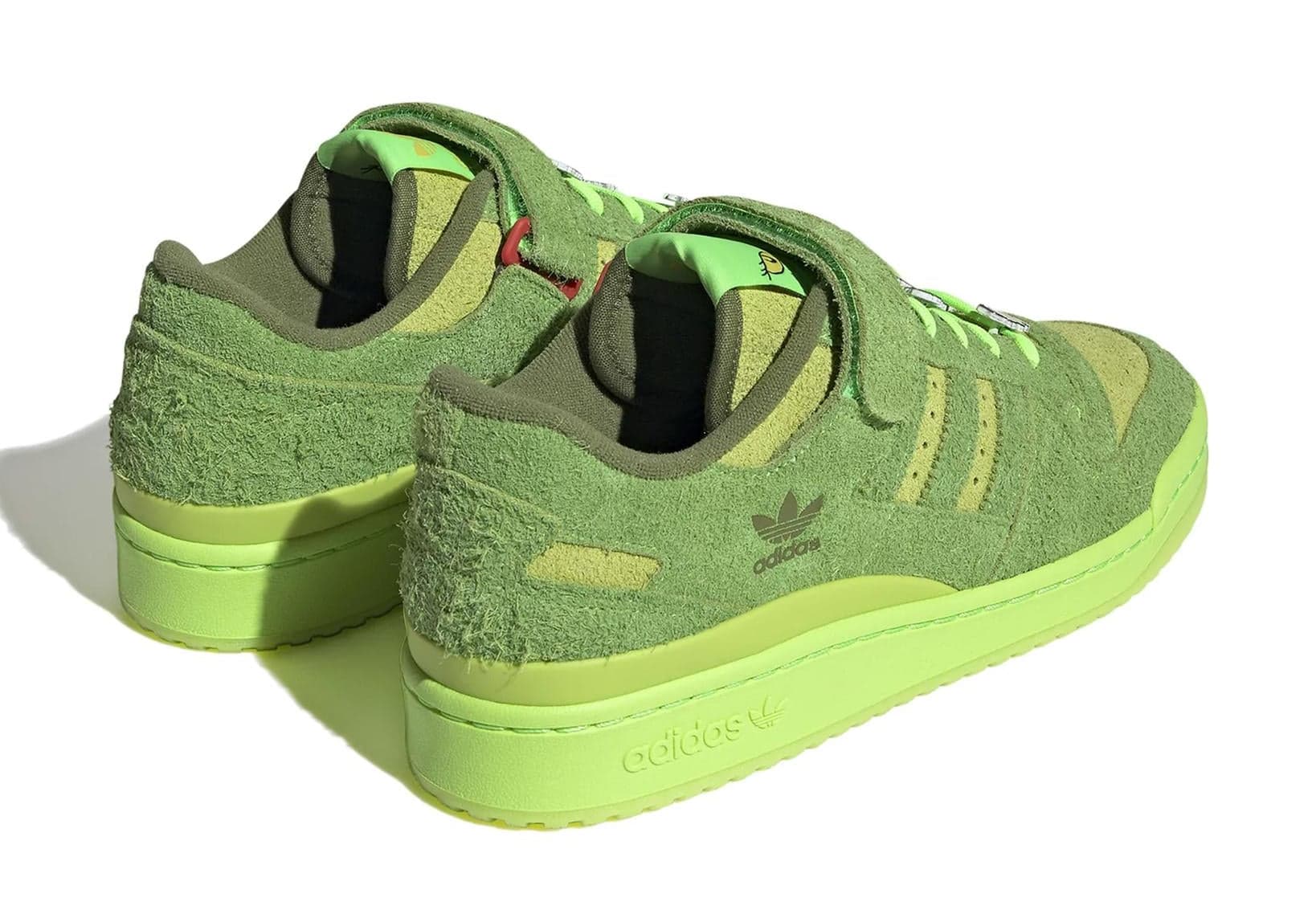 The Grinch x Adidas Forum Low HP6772 Heel