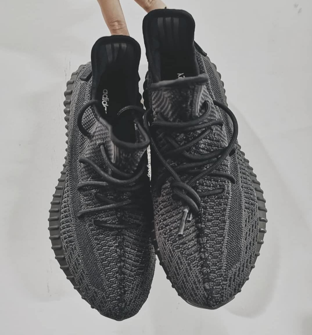 all black yeezys 2019