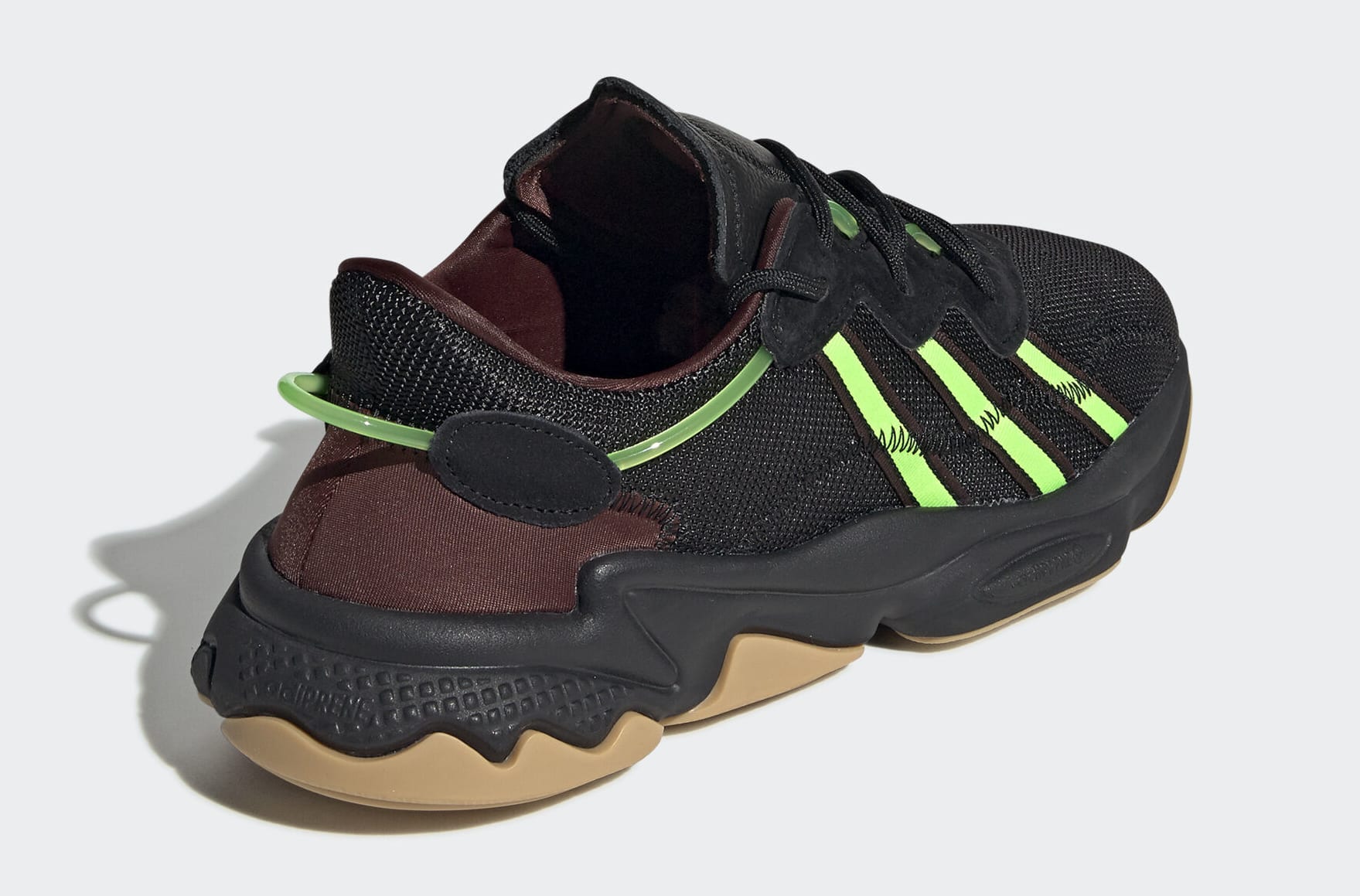 pusha-t-adidas-ozweego-black-fv2484-heel