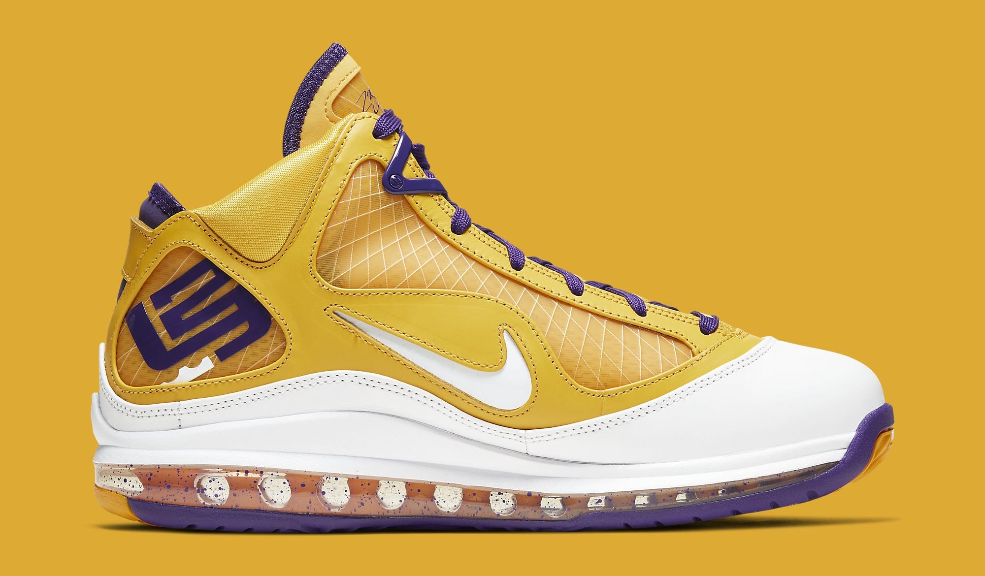 lebron 7 lakers release date