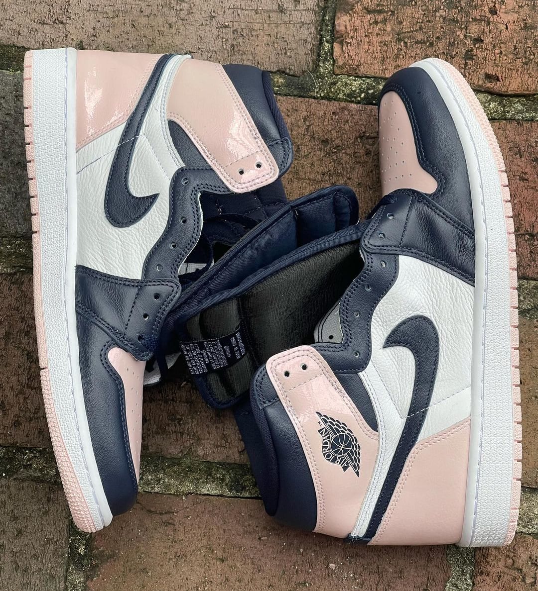 jordans 1 atmosphere