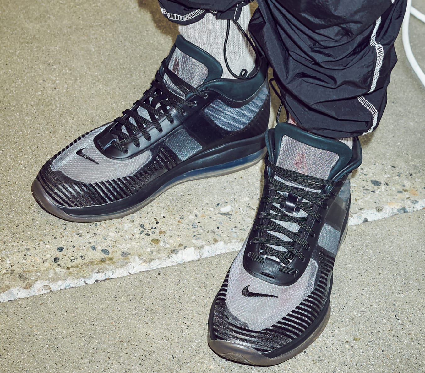 lebron icon shoes