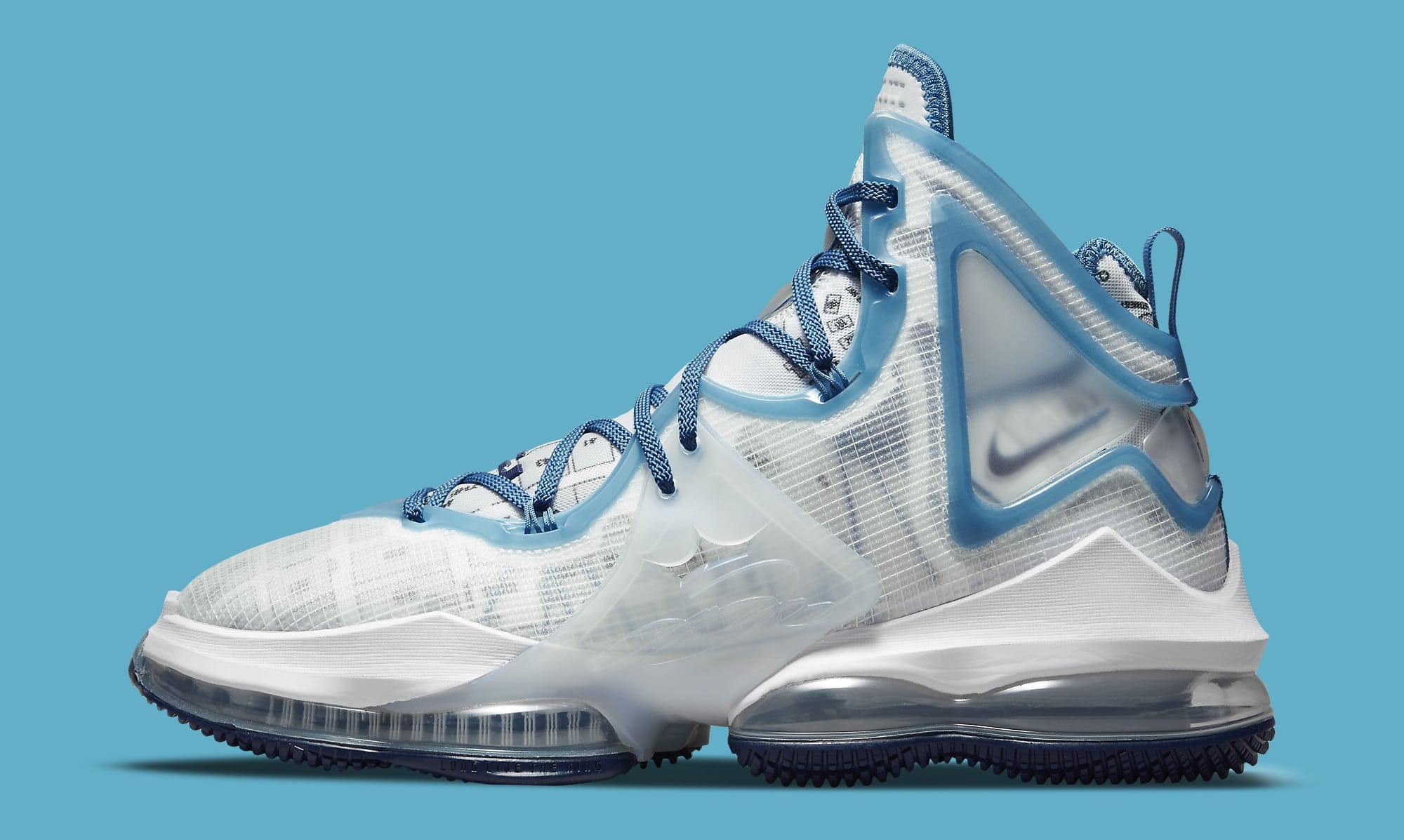 lebron james space jam 2 shoes