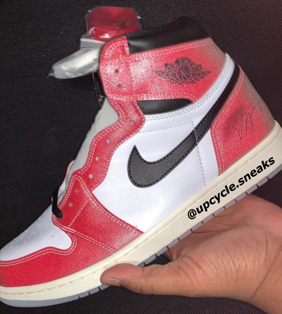 Trophy Room x Air Jordan 1 Retro High OG DA2728-100 Lateral
